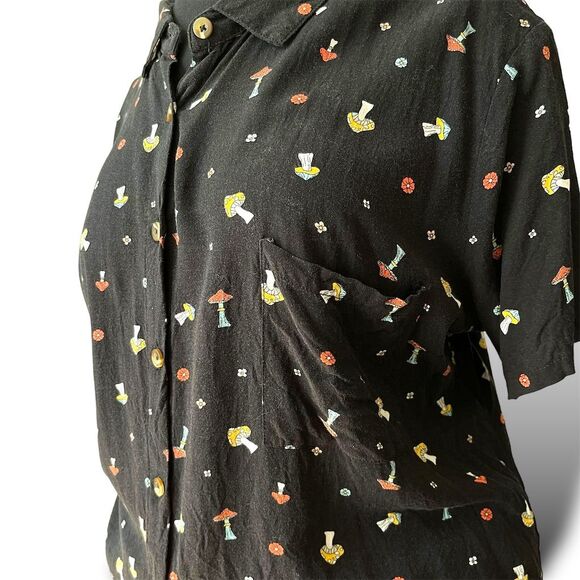 Retro Hippie Floral Mushroom Button-Up Shirt Teens Size 19 Black - Picture 5 of 5